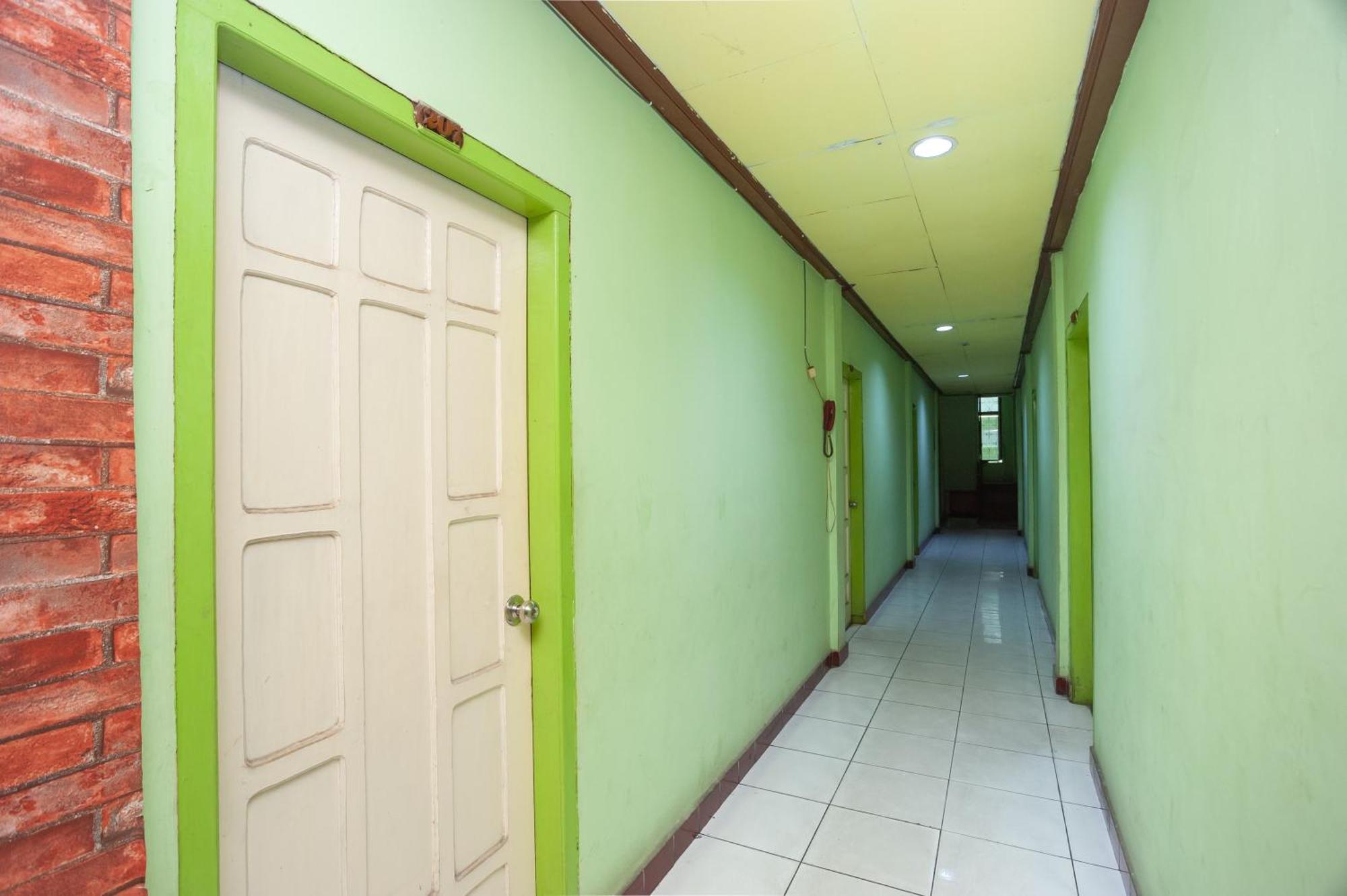 Reddoorz Syariah At Hotel Matahari 2 Jambi Zewnętrze zdjęcie