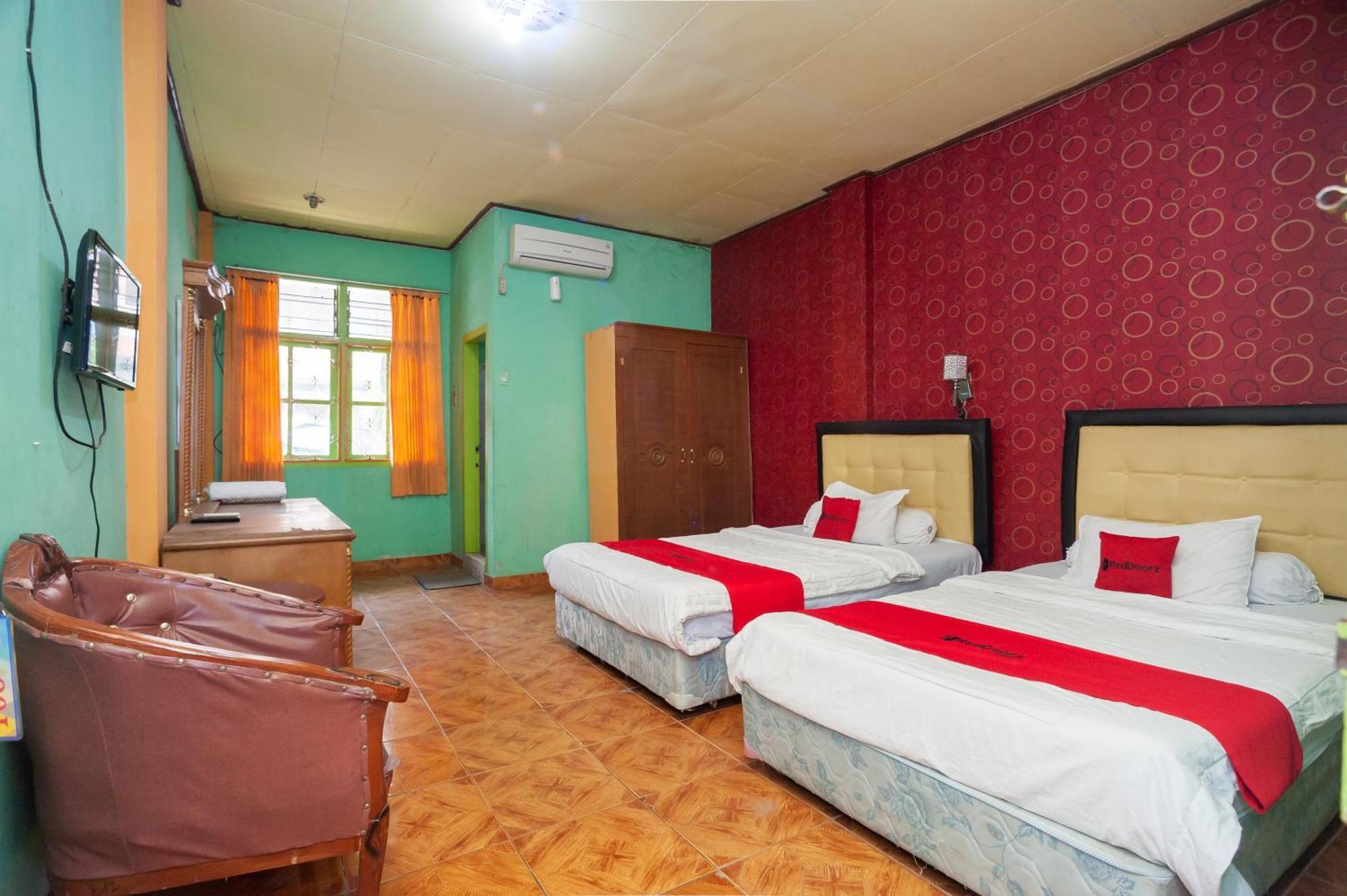 Reddoorz Syariah At Hotel Matahari 2 Jambi Zewnętrze zdjęcie